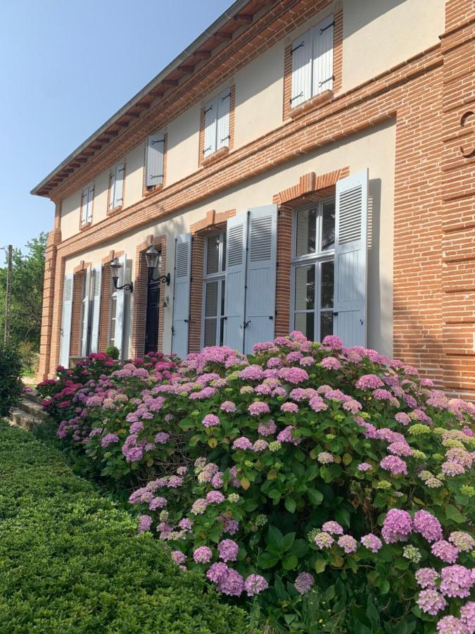 Chambre D'Hotes Et Table D'Hotes Domaine De La Terrasse Sas Et Gite Anda Montauban Lacourt-Saint-Pierre Bagian luar foto